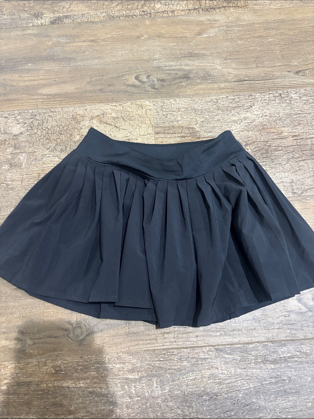 All in motion - Pleated black girl’s skort - Classic A-Line Style